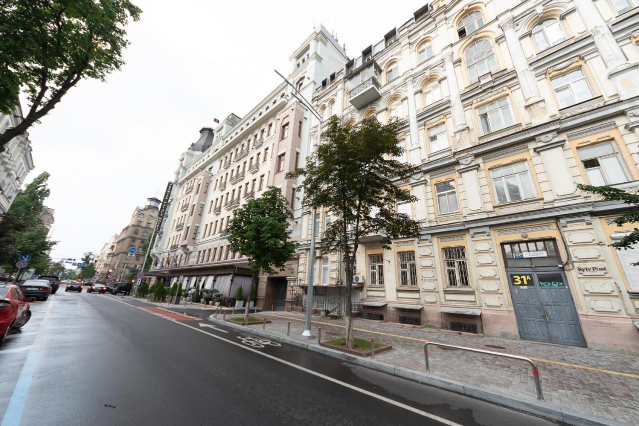 Luxury Beatiful Apartment On Pyshkinska Street Kyiv Exterior photo