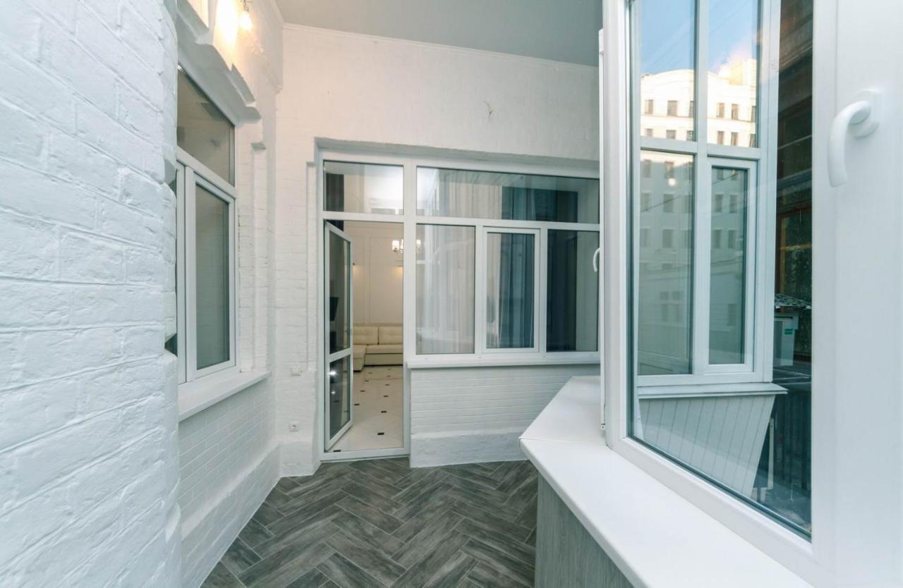 Luxury Beatiful Apartment On Pyshkinska Street Kyiv Exterior photo